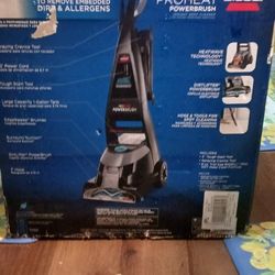 NEW BISSELL CARPET CLEANER 