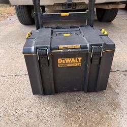 DEWALT ToughSystem 2.0 Rolling Tool Box - Like New