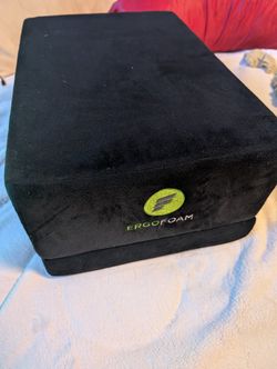 ErgoFoam XL Computer Desk Foot Rest - Black 