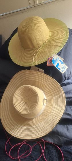 2 ladies straw hats