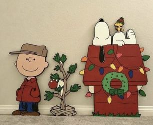 Peanuts, holiday, wood, cut out handmade Peanuts, holiday, wood, cut out handmade