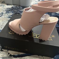 Size 8 Shoes 