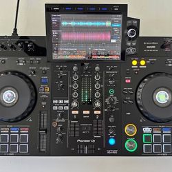 Pioneer XDJ-RX3 