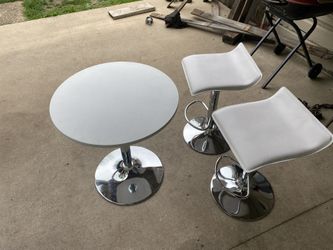 Nice White Stool Set Adjustable