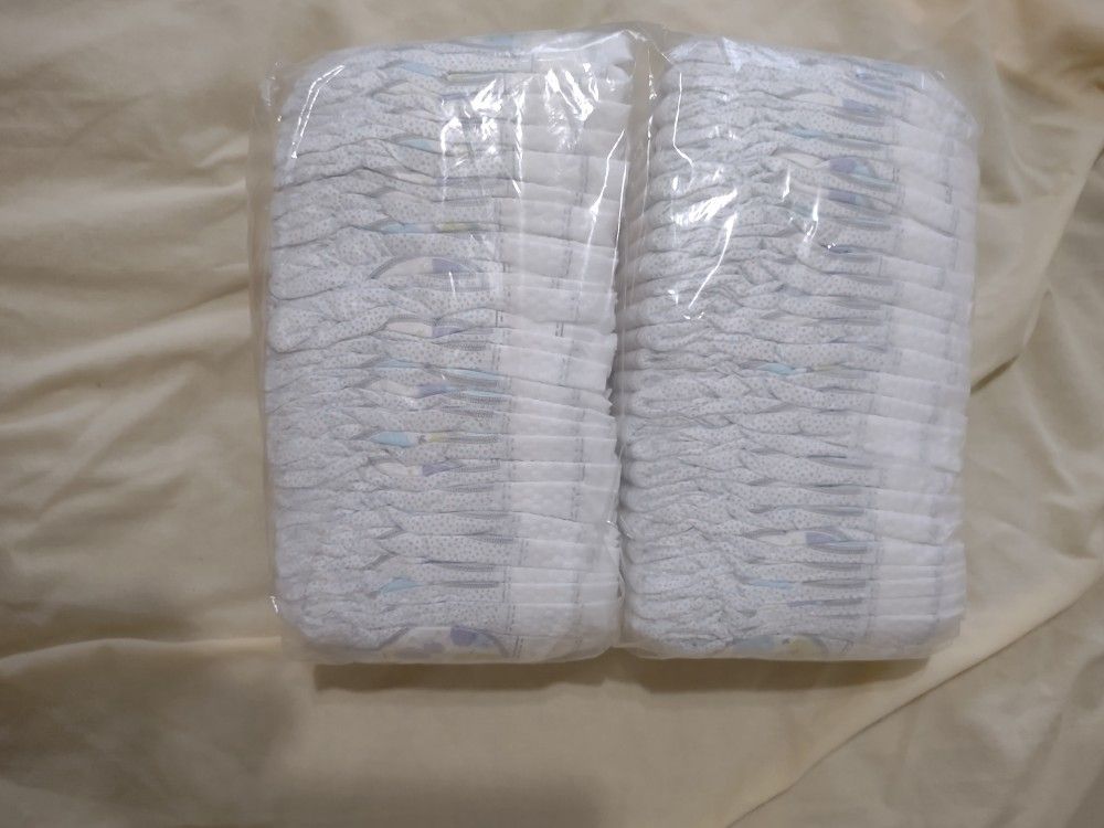 Huggies Little Snugglers Plus Disposable Diapers