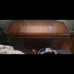 Cedar Chest 