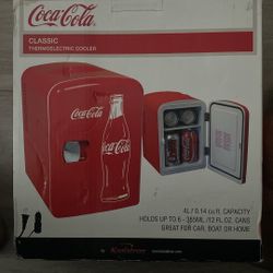 Mini Coca Cola Fridge 