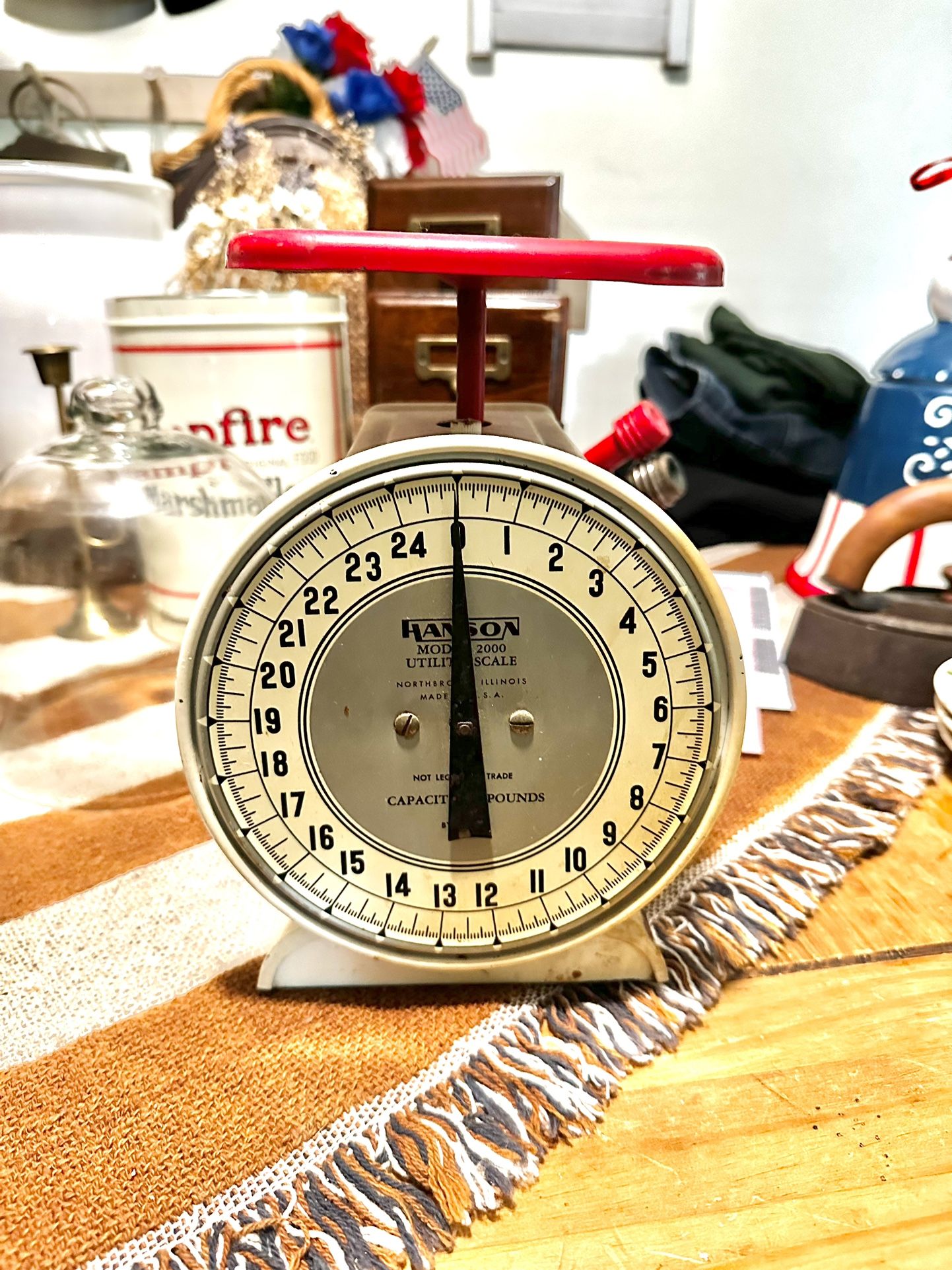 Vintage Hanson Kitchen Scale