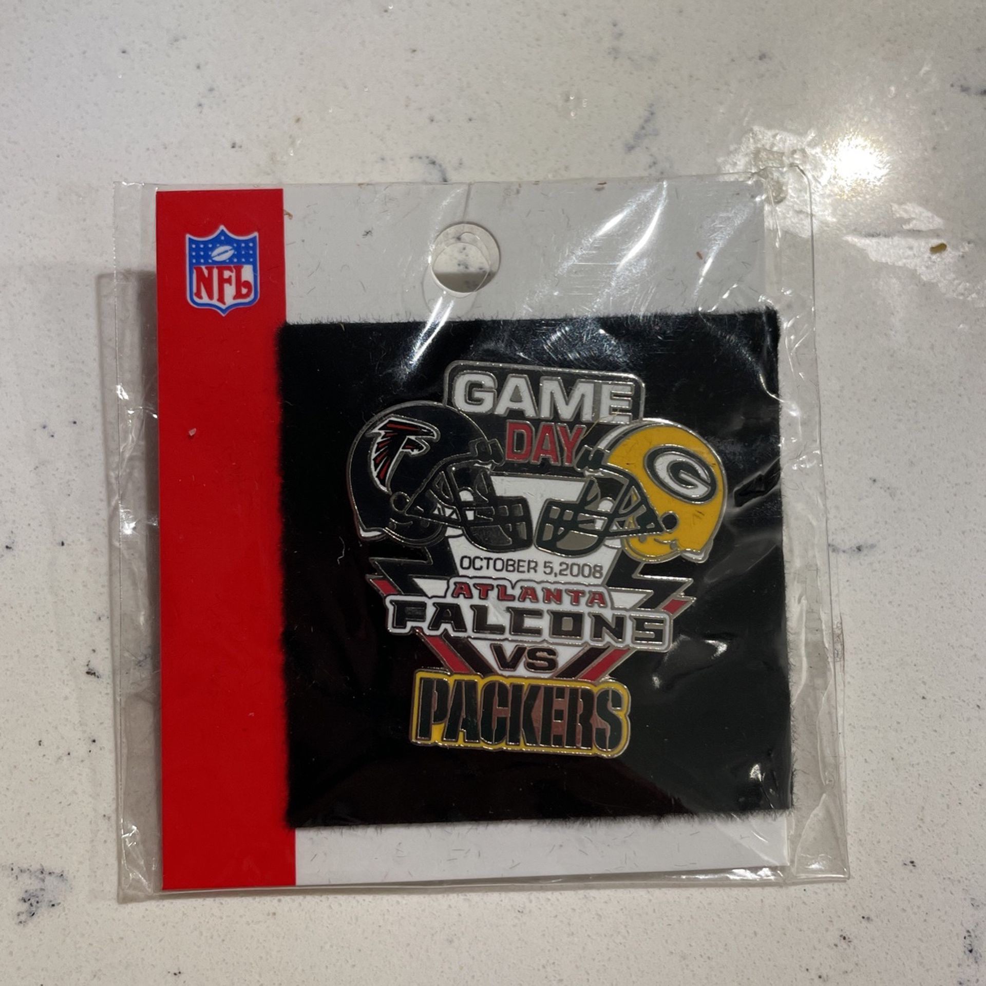 NFL Game Day Pin Falcons Packers