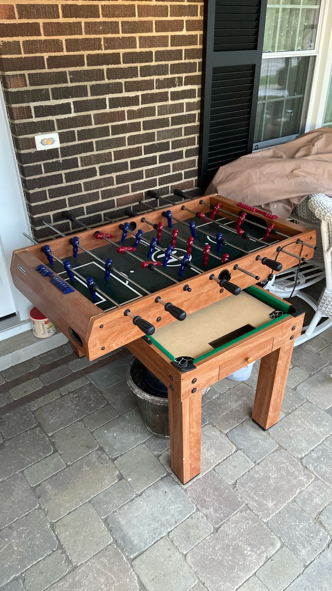 Hokey Table