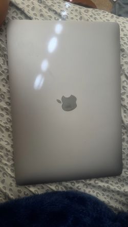 Mac book air Retina 13in