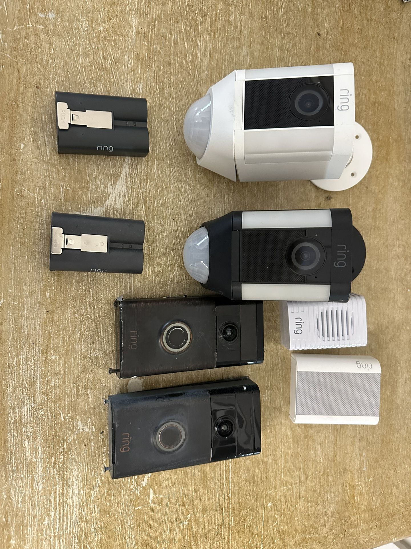 2 Ring Door Bells And 2 Spotlight Cams