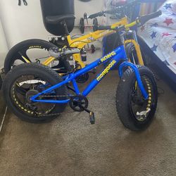 Mongoose Mountain Bike
