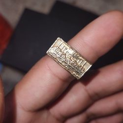 Gold Ring 