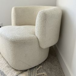 Swivel Boucle Tybalt Chairs (2) 