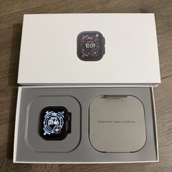 Apple Watch Ultra 3 - Black Band