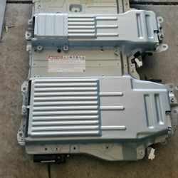 2008- 2010 Highlander Hybrid battery pack is being because the car got wrecked
