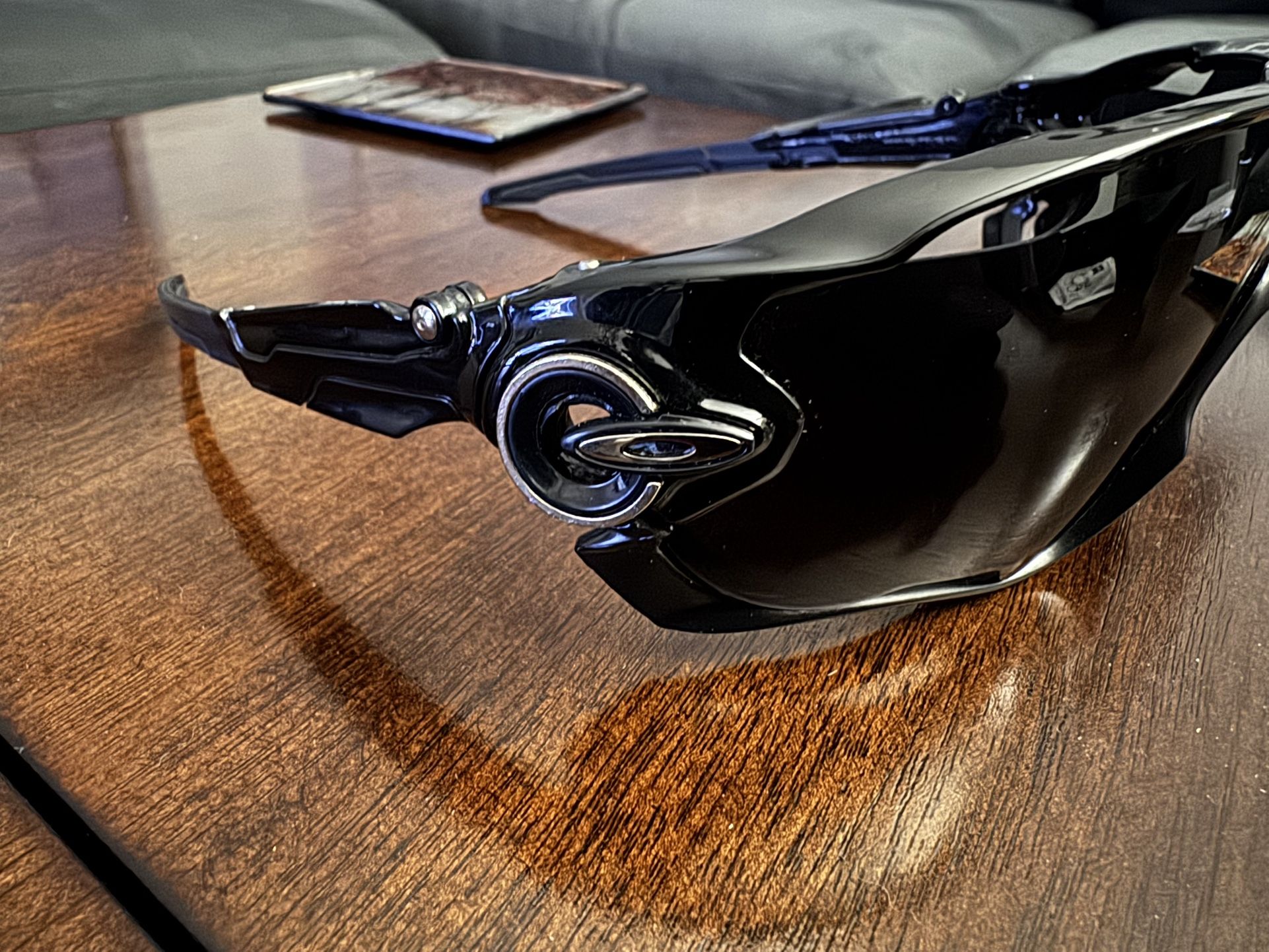 Oakley Jawbreaker Sunglasses Like New