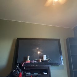 72” Pioneer Flatscreen Plasma Tv 