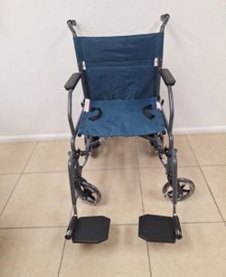 Durable Folding Steel Transport Wheelchair