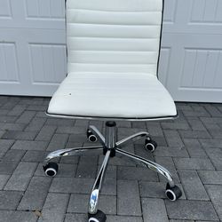 White Modern Rolling Desk Chair