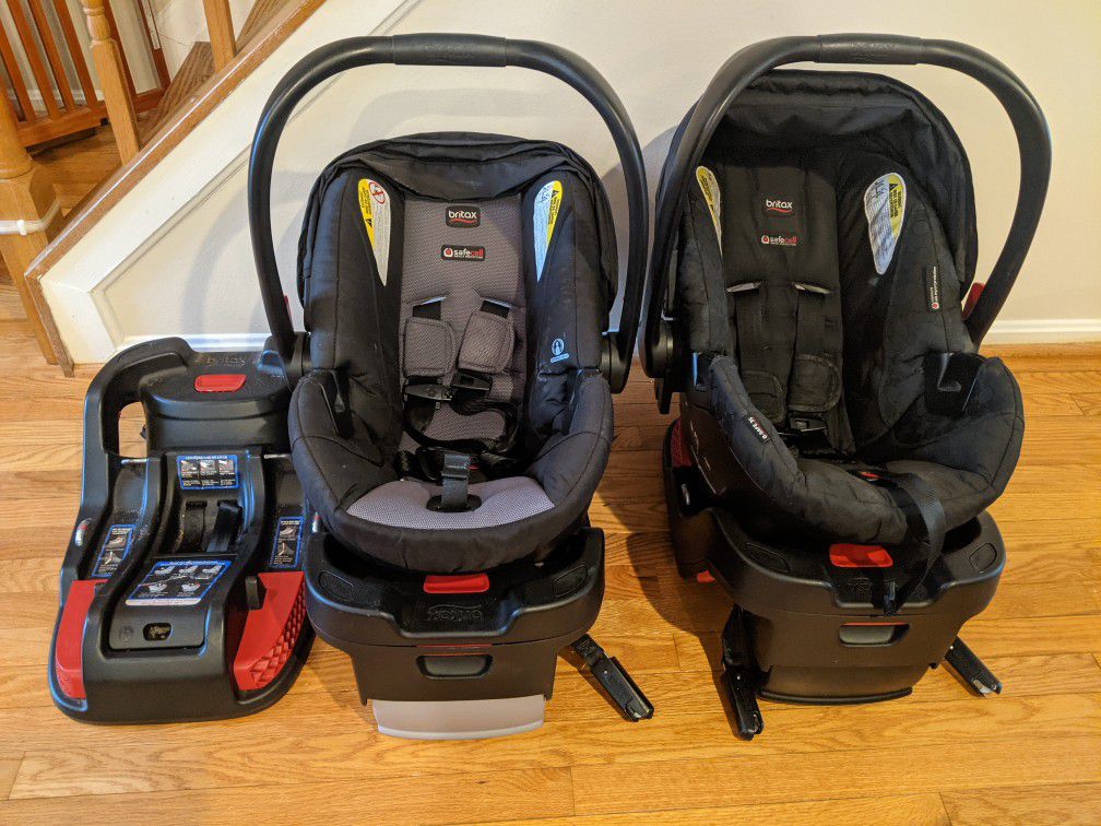 Britax Car Seat Bases (3) and Infant Car Seats