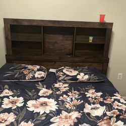 Queen Bedroom Set