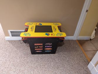 Arcade 1Up PACMAN Table