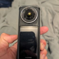 Insta360 X4 W/Extras