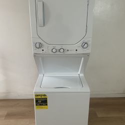 GE Washer & ELECTRIC Dryer (Delivery AVAILABLE)