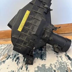 03-06 Nissan 350z Stock OEM Air Box