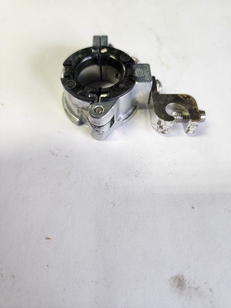 Split Ground Bushing 3/4" Bridgeport
