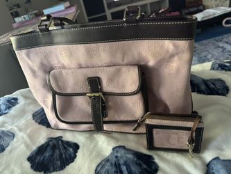 Dooney & Bourke Purse 