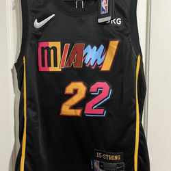 Jimmy Butler Miami Heat NBA Basketball Jersey Size 44 Medium Brand New Never Worn
