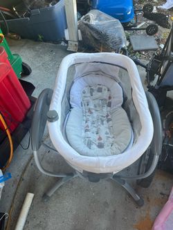 Baby Bassinet with Stand and Insert