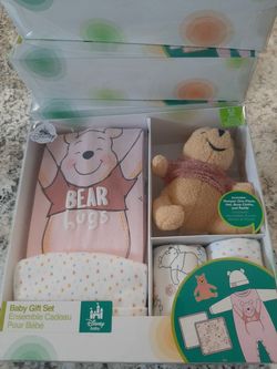 DISNEY BABY GIFT SET
