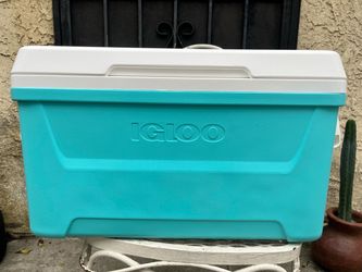 Igloo Cooler, hielera Igloo (76 can capacity)