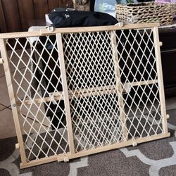 Baby / Pet Gate For Door Way 