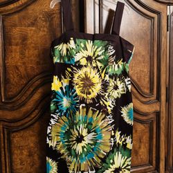 Madison Leigh Floral Sunburst Empire Dress. Size 6. New without tag.