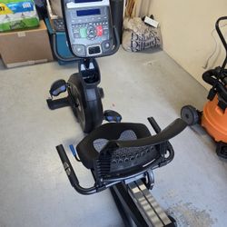 Nautilus R618 Exercise Bike 