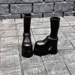 2001 Bratz Yasmin 1st Edition Boots custom black