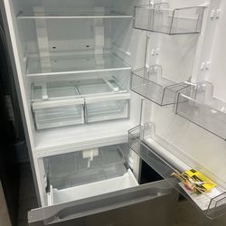 🔥 $595 NEW Stainless Steel Refrigerator (Costco Return) – SAVE BIG!