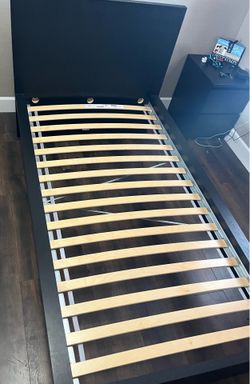 Twin bed & mattress