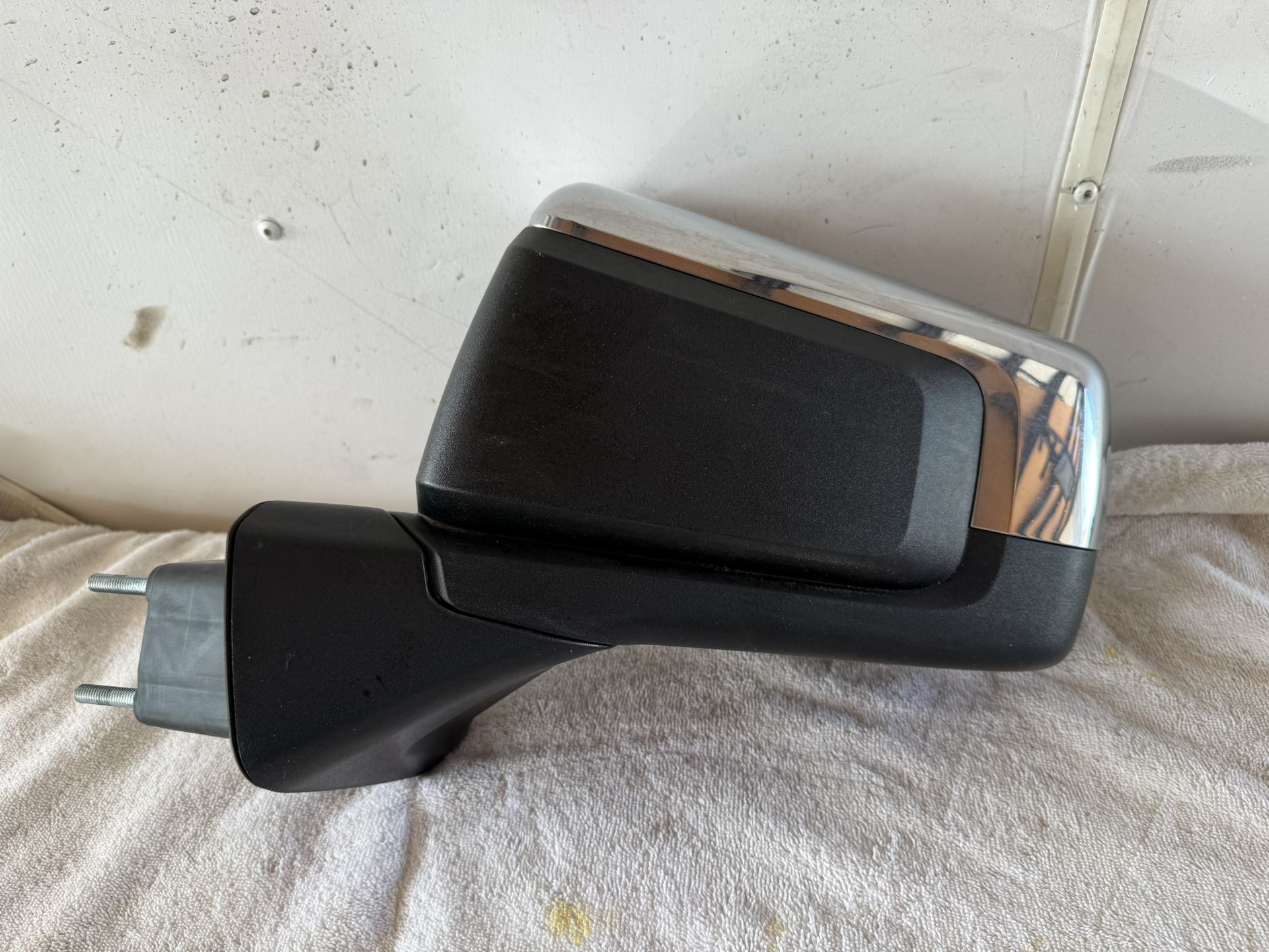 2019-2023 Chevrolet Silverado 1500 Driver Side Power Rear View Mirror