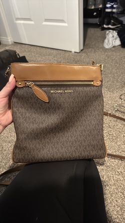 MK purse