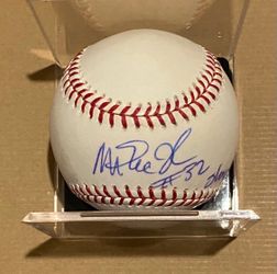 Magic Johnson w/ “Showtime” inscription • Official Rawlings MLB Baseball Autograph w/Display Cube