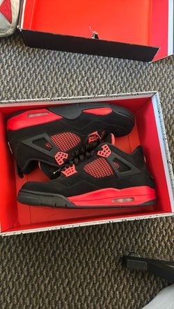 Air Jordan 4 Red Thunder Sneakers