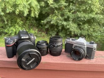 LOW SHUTTER COUNT Nikon D610 Bundle