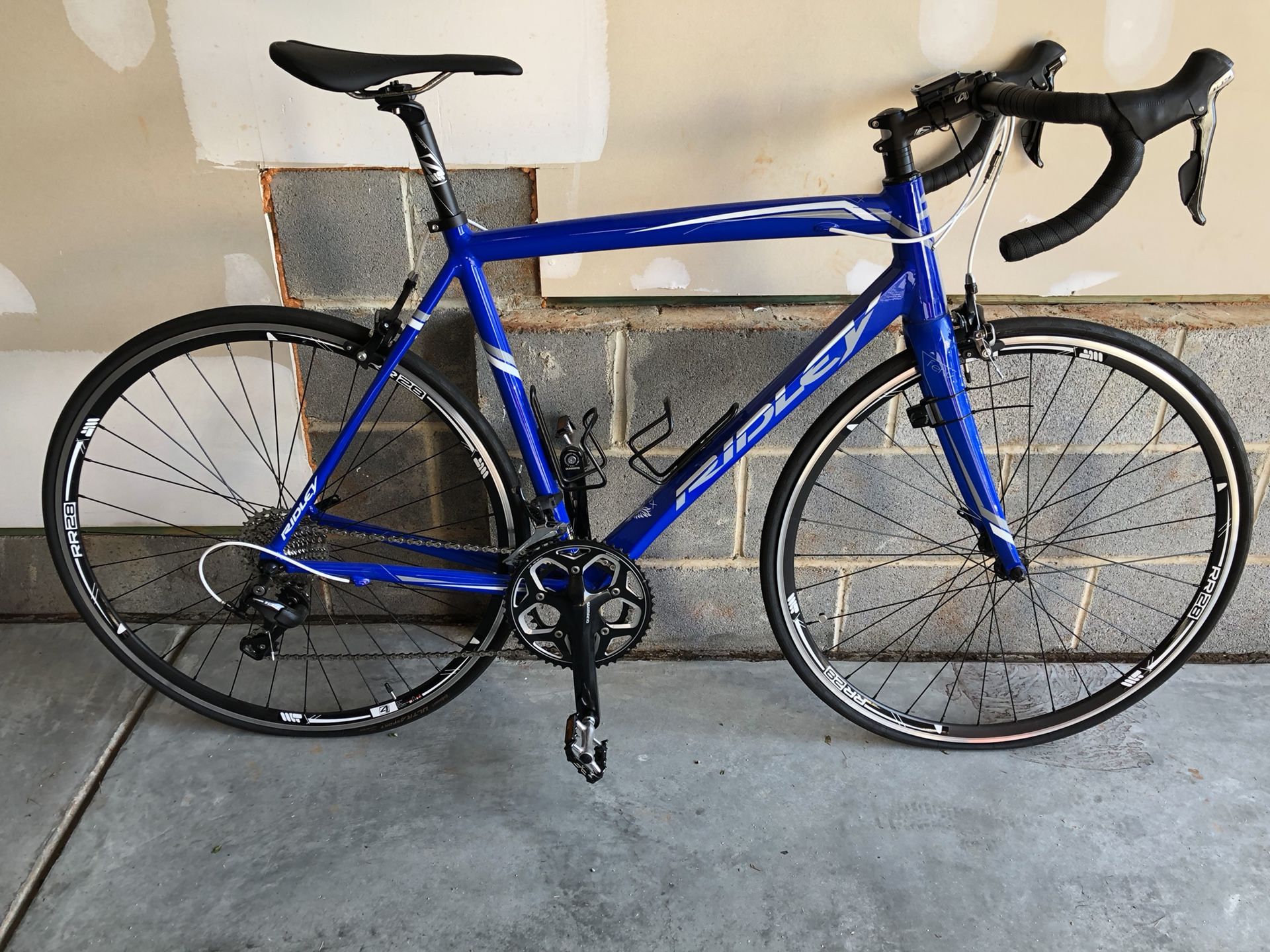 RIDLEY FENIX AL ブラック コンポーネントshimano105