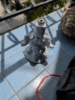 Turtle lawn sprinkler system